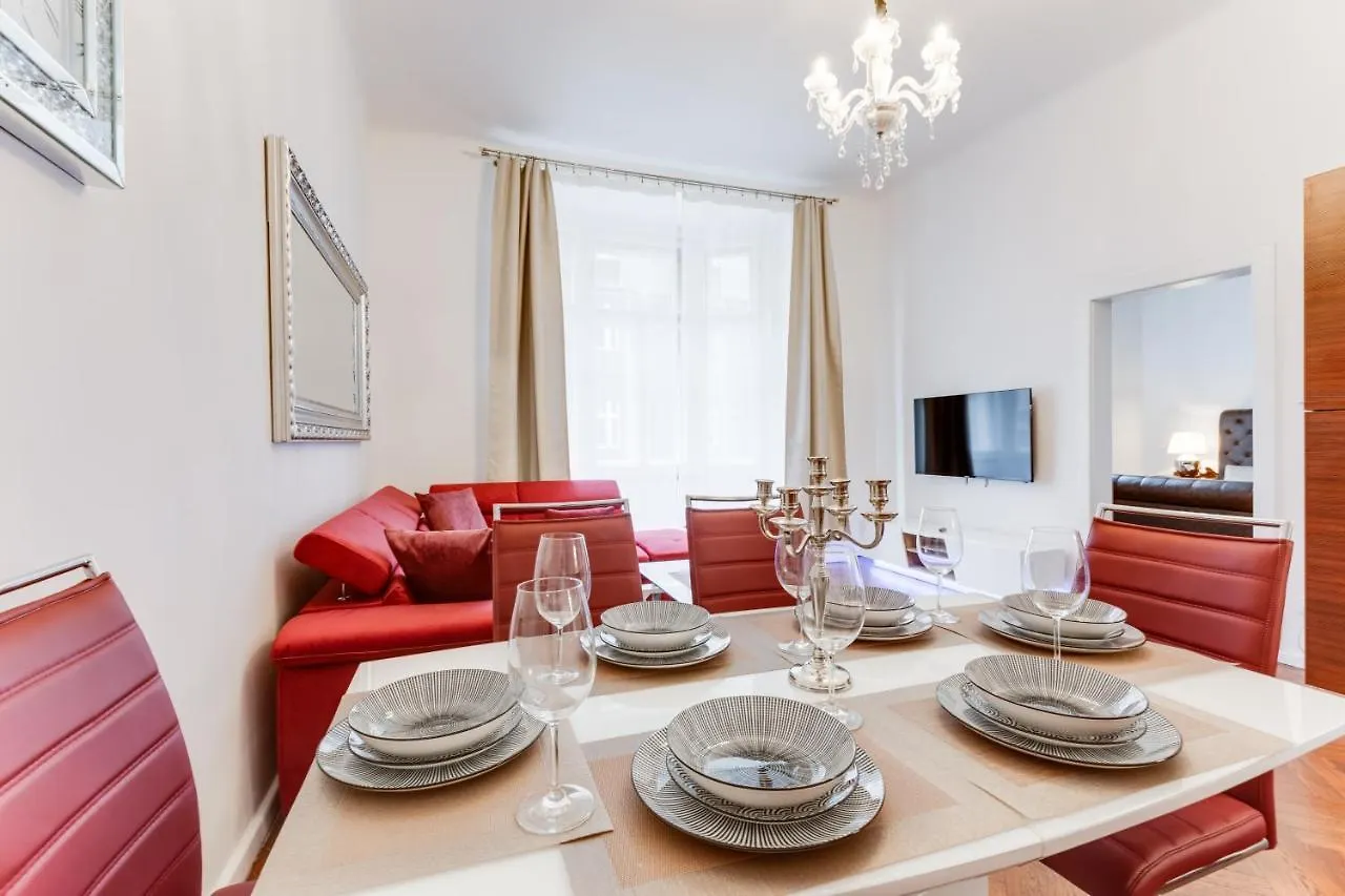 Luxury Riverside Apartments In The Center Of Prague