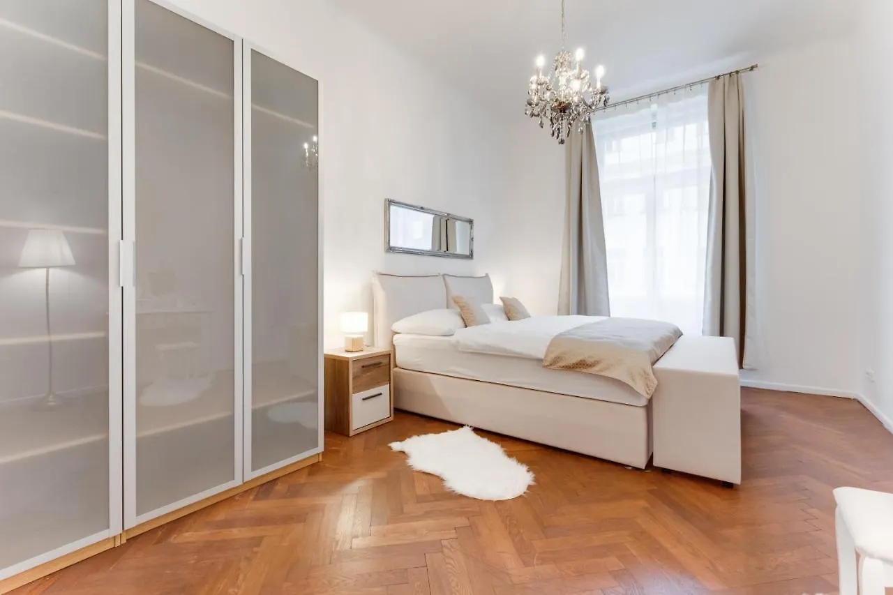 Luxury Riverside Apartments In The Center Of Prague