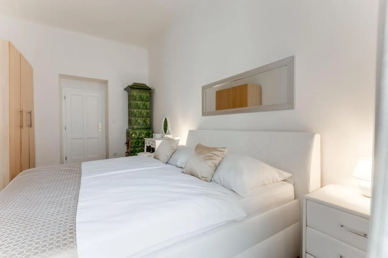 Luxury Riverside Apartments In The Center Of Prague