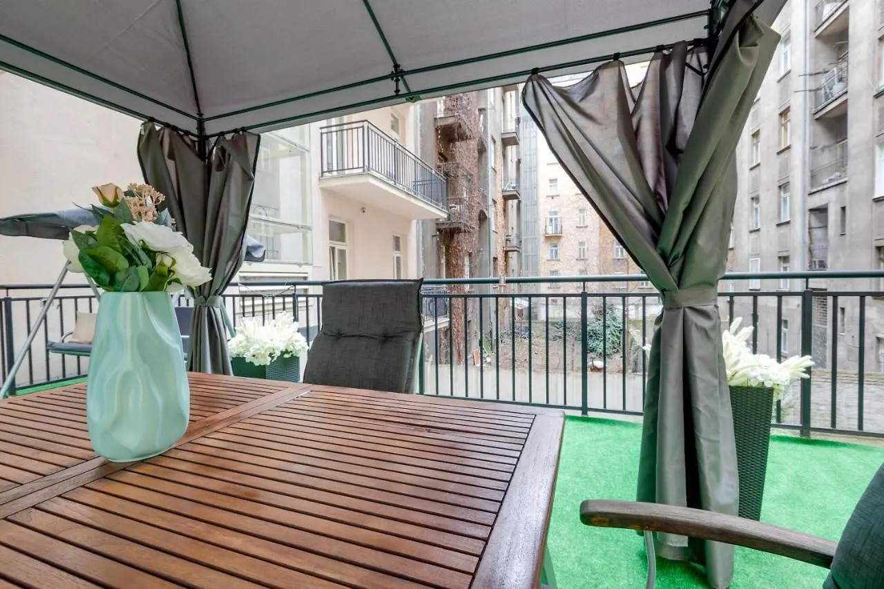 Luxury Riverside Apartments In The Center Of Prague