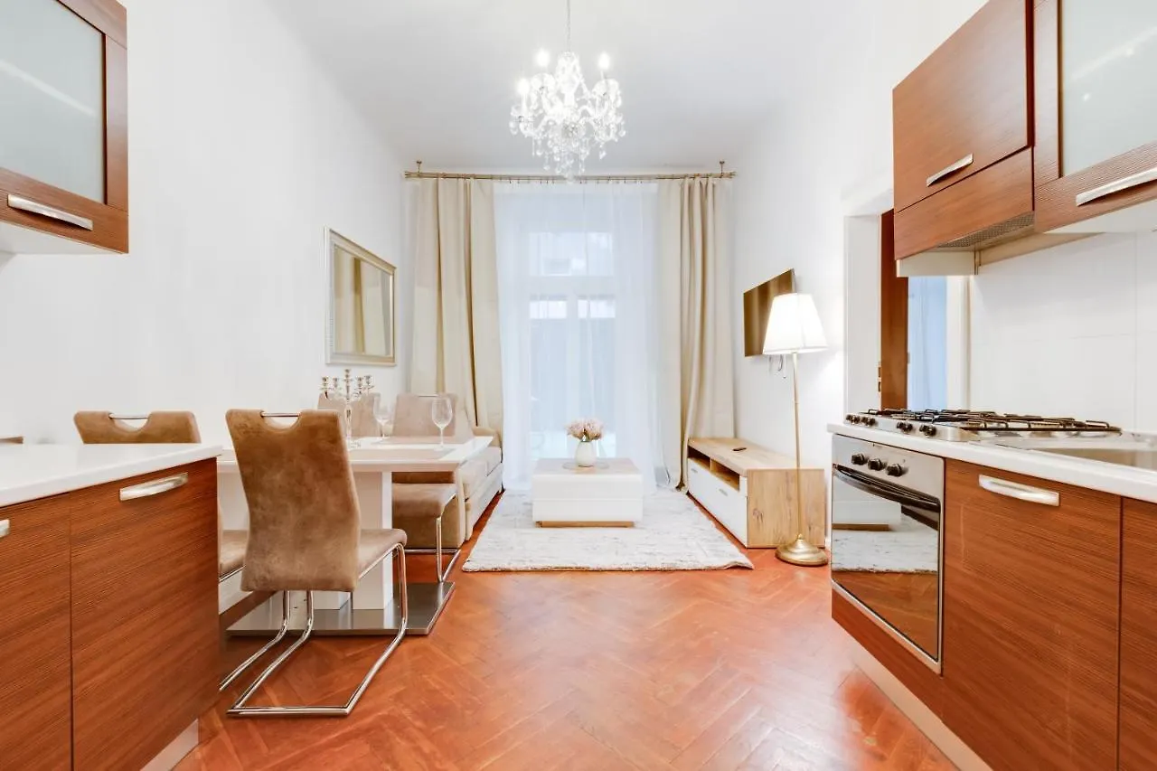 Luxury Riverside Apartments In The Center Of Prague