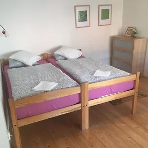 Apartman At The Golden Plough, Prága