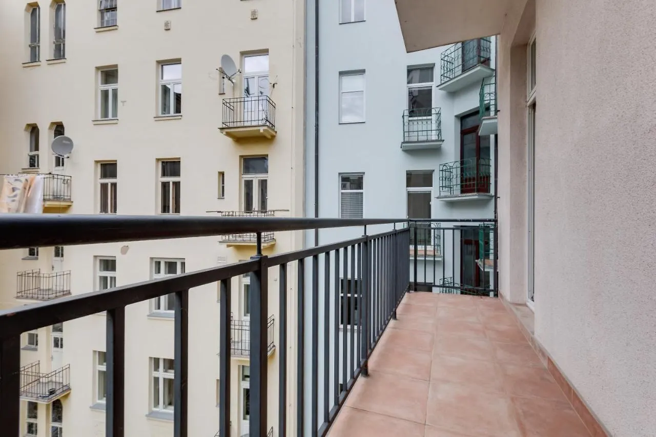 Luxury Riverside Apartments In The Center Of Prag